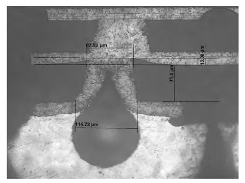 Figure 12 Welding air blowing caused by a corner crack at the bottom of a blind hole